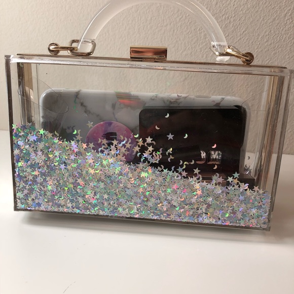 Beautiful Liquid Waterfall Purse - Picture 3 of 4